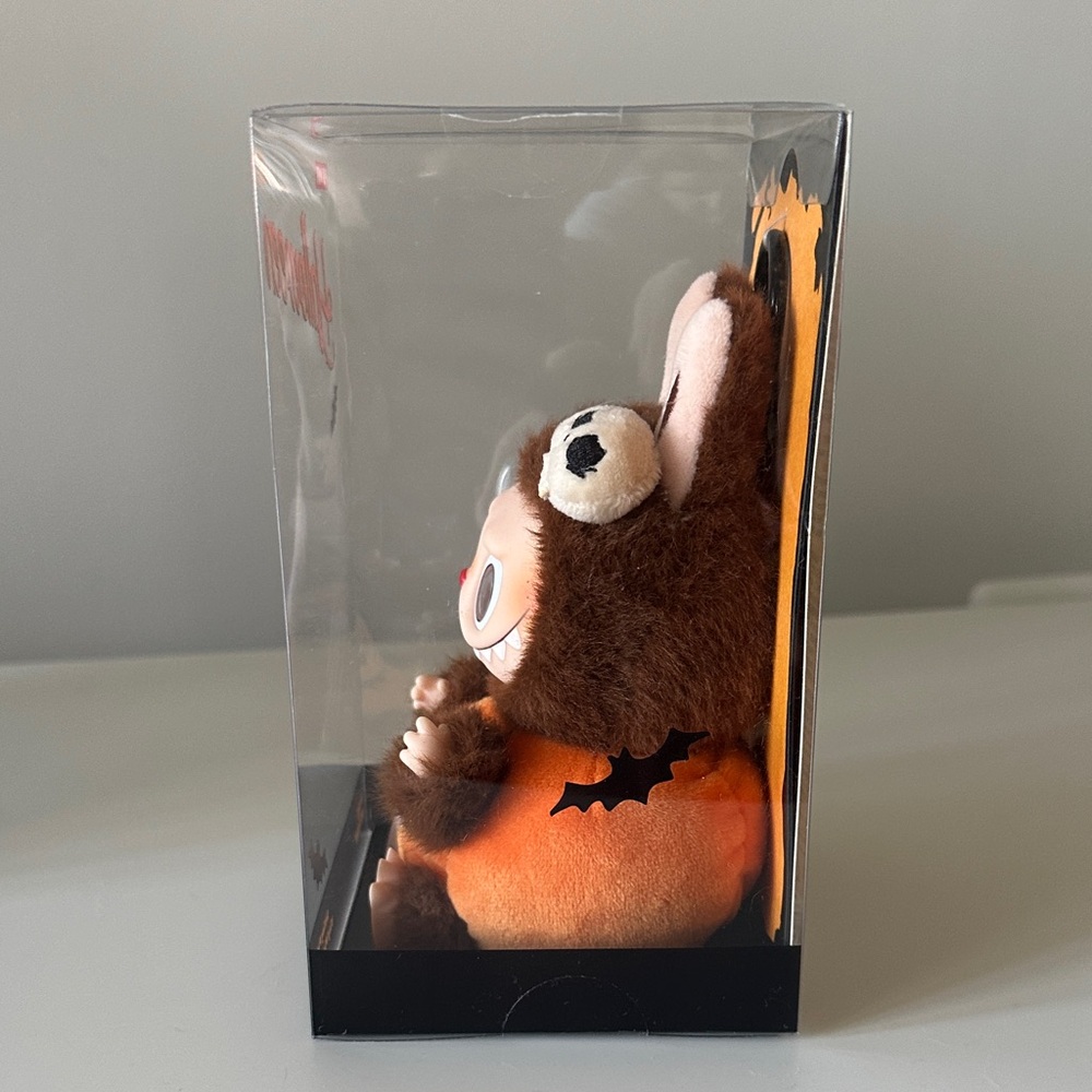 Authentic Pop Mart Halloween Labubu - Picture 2 of 5